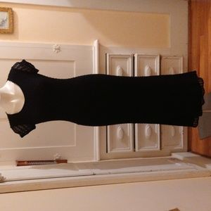 Hampton Nites black textured gown Sz 4
